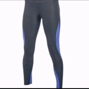 Nike Black and Blue Power Tights size small